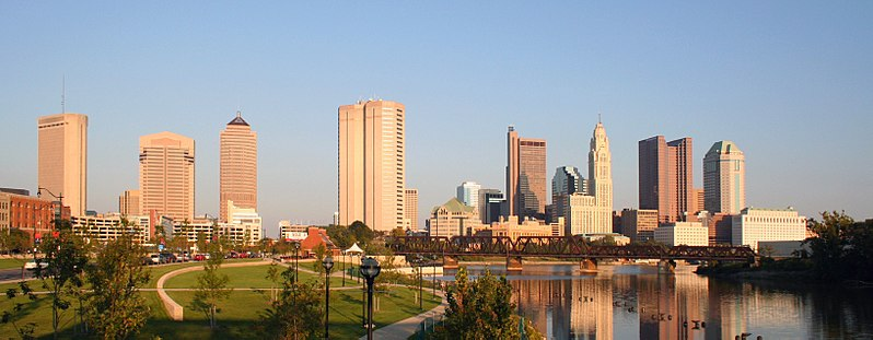 Columbus-ohio-skyline-panorama