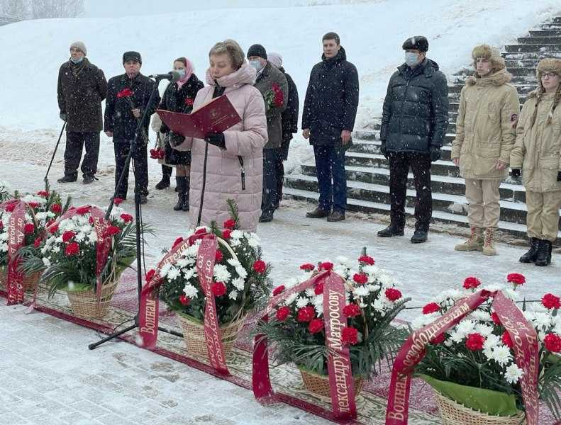 Великие Луки отмечают 79-ю годовщину освобождения от немецко-фашистских захватчиков