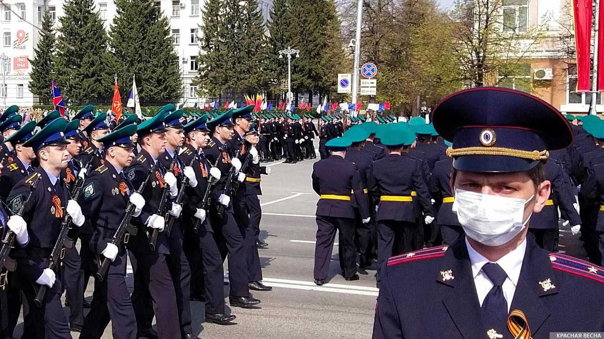 Курган. Парад на площади В. И. Ленина. 9 мая 2021 года