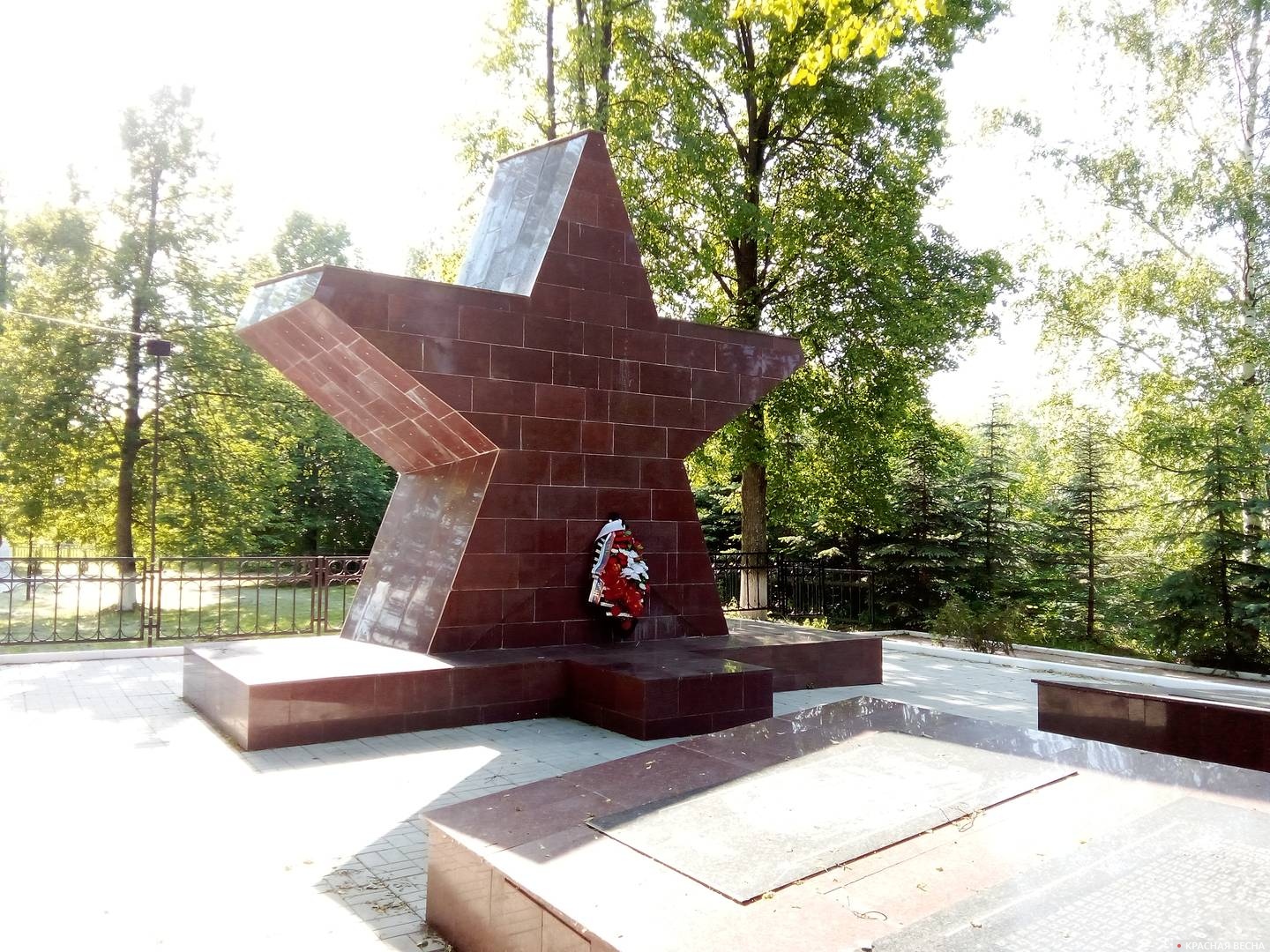 Памятник  воинам, село Рябеево.  Тверская область