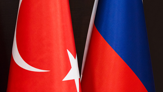 Флаги России и Турции