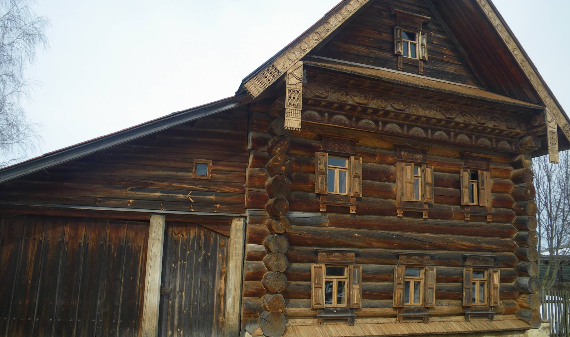 Старинный дом