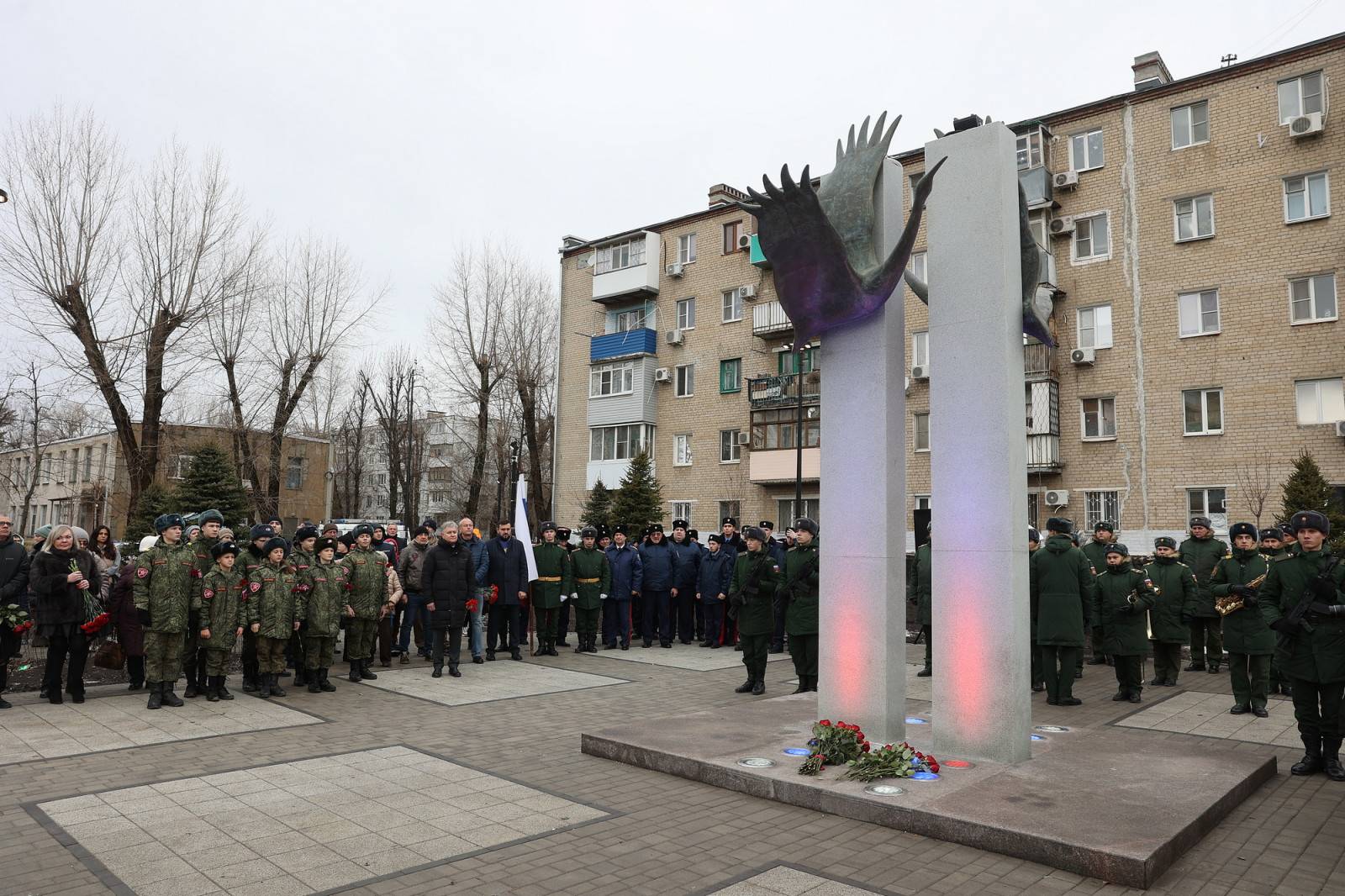 Мемориал в честь героев в Новочеркасске