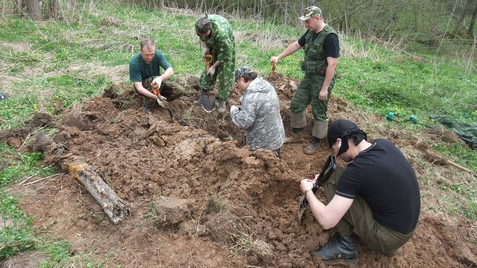 Военный поиск. Раскоп.