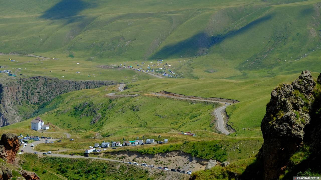 Горячие источники и палаточный городок Джилы Су