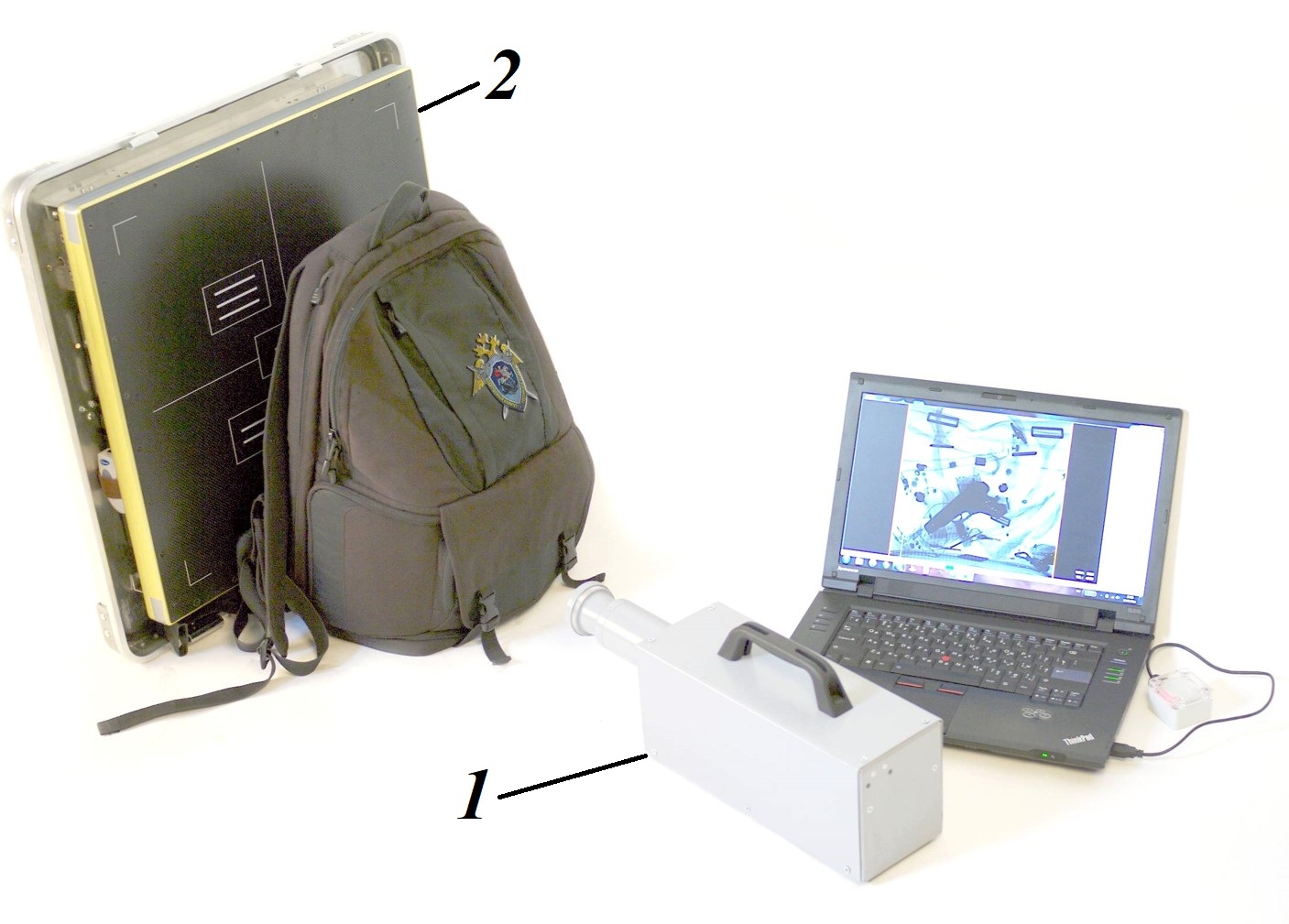 Портативный рентгеновский комплекс (1 – рентгеновский аппарат, 2 – регистратор рентгена)