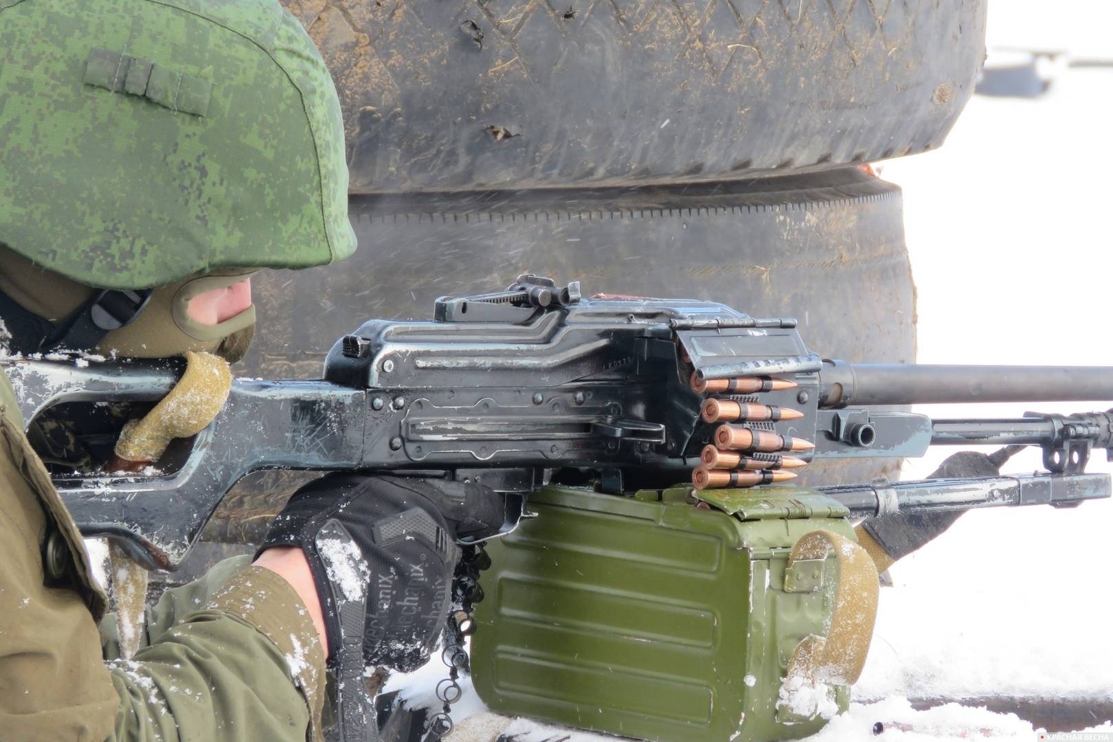 Солдат на боевой позиции