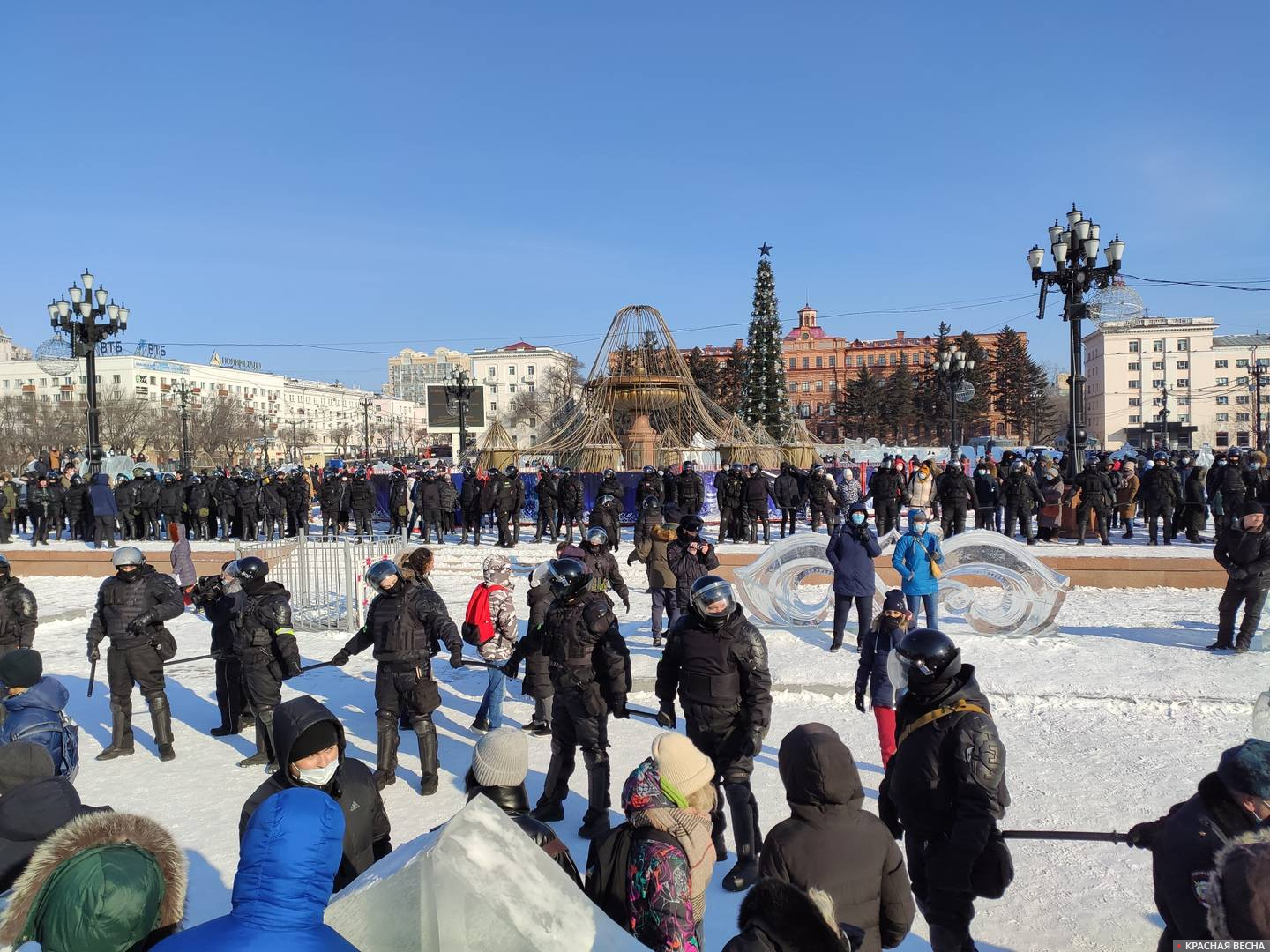 Когда ОМОНа на площади стало больше, чем протестующих