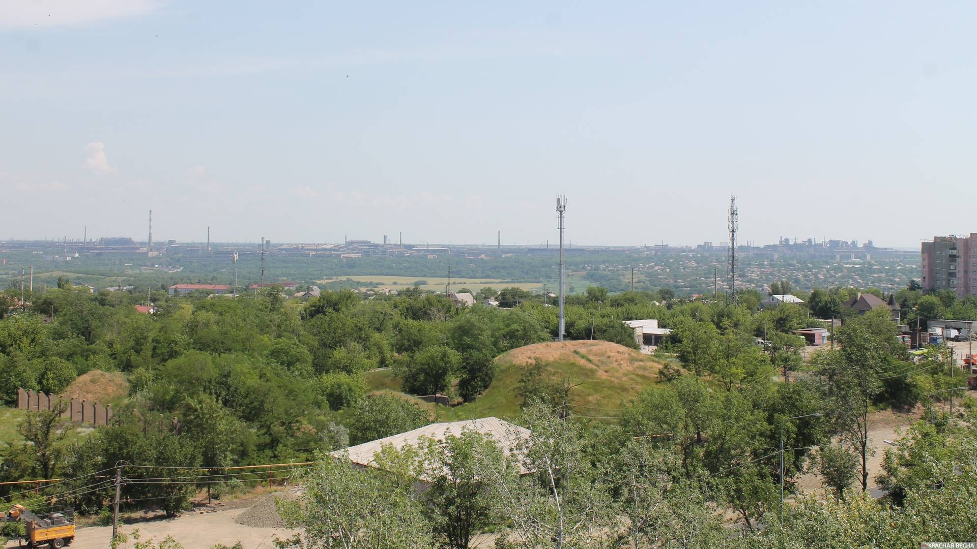 Мариуполь. Вид на заводы города. ДНР. Россия