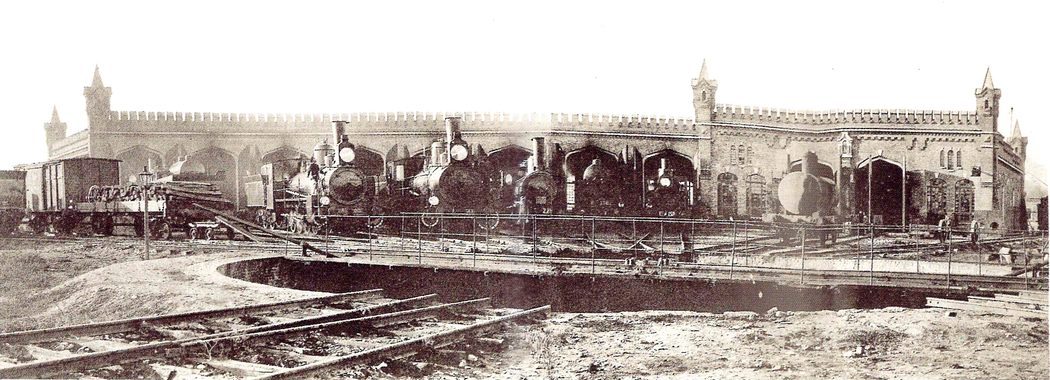 Паровозное депо станции Грозный 1894