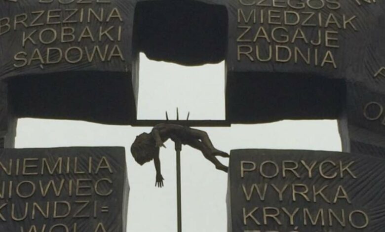 Памятник жертвам Волынской резни в Польше