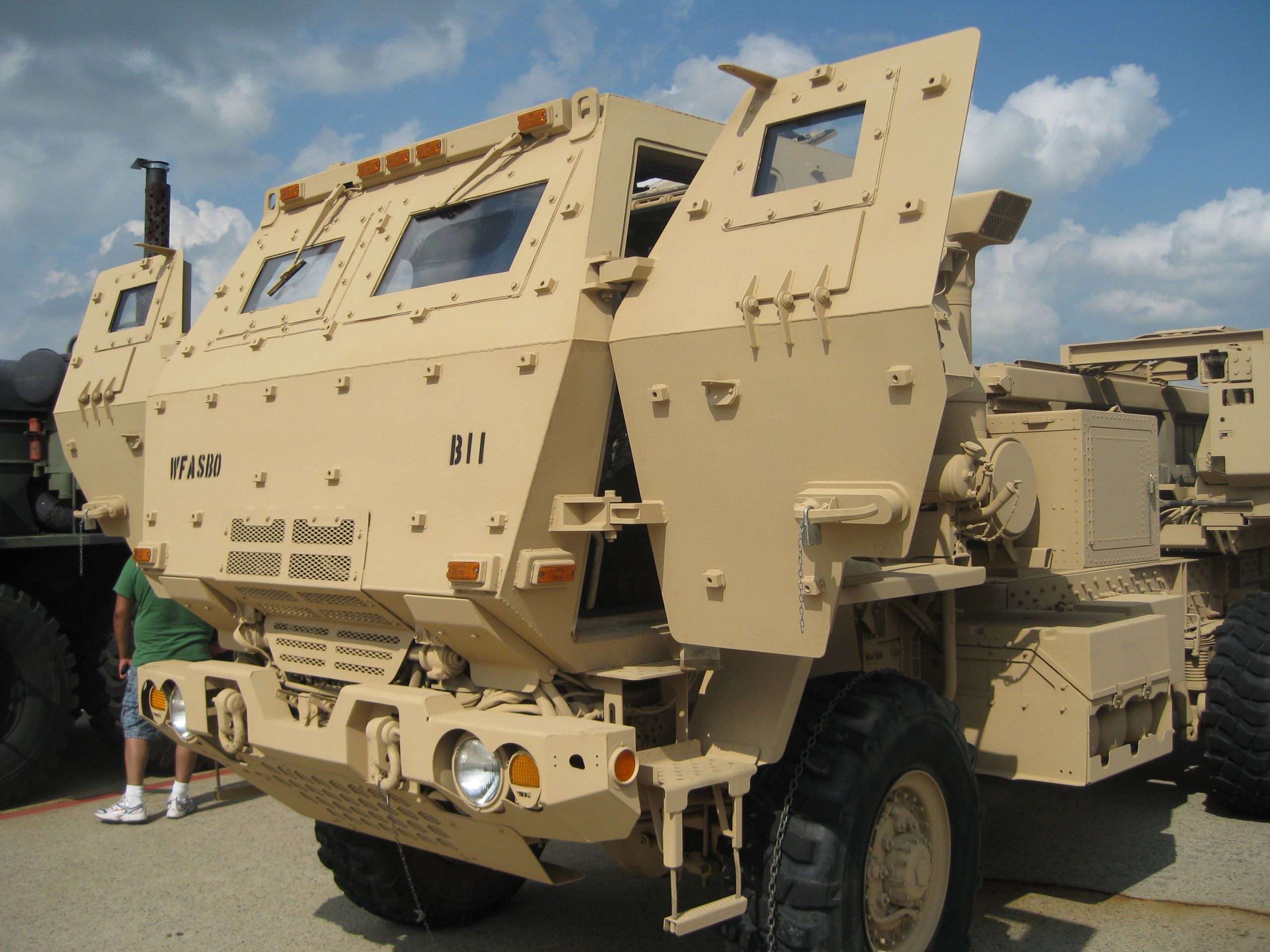 HIMARS missile truck