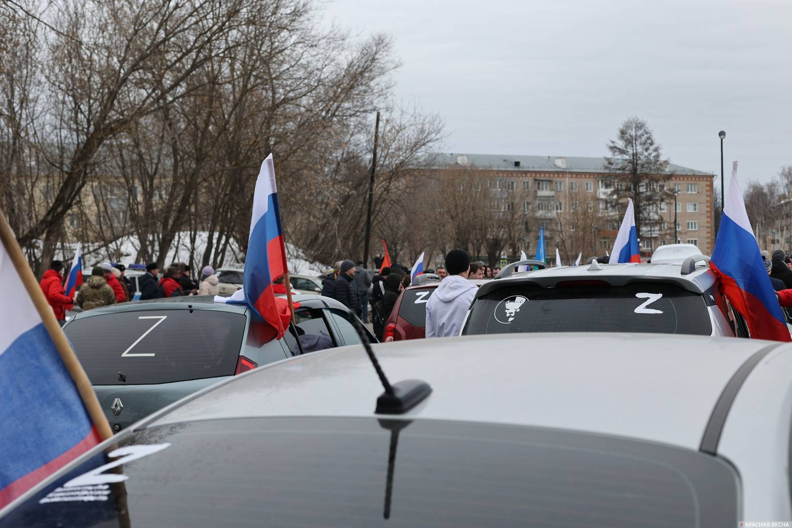 Автомобили перед началом пробега