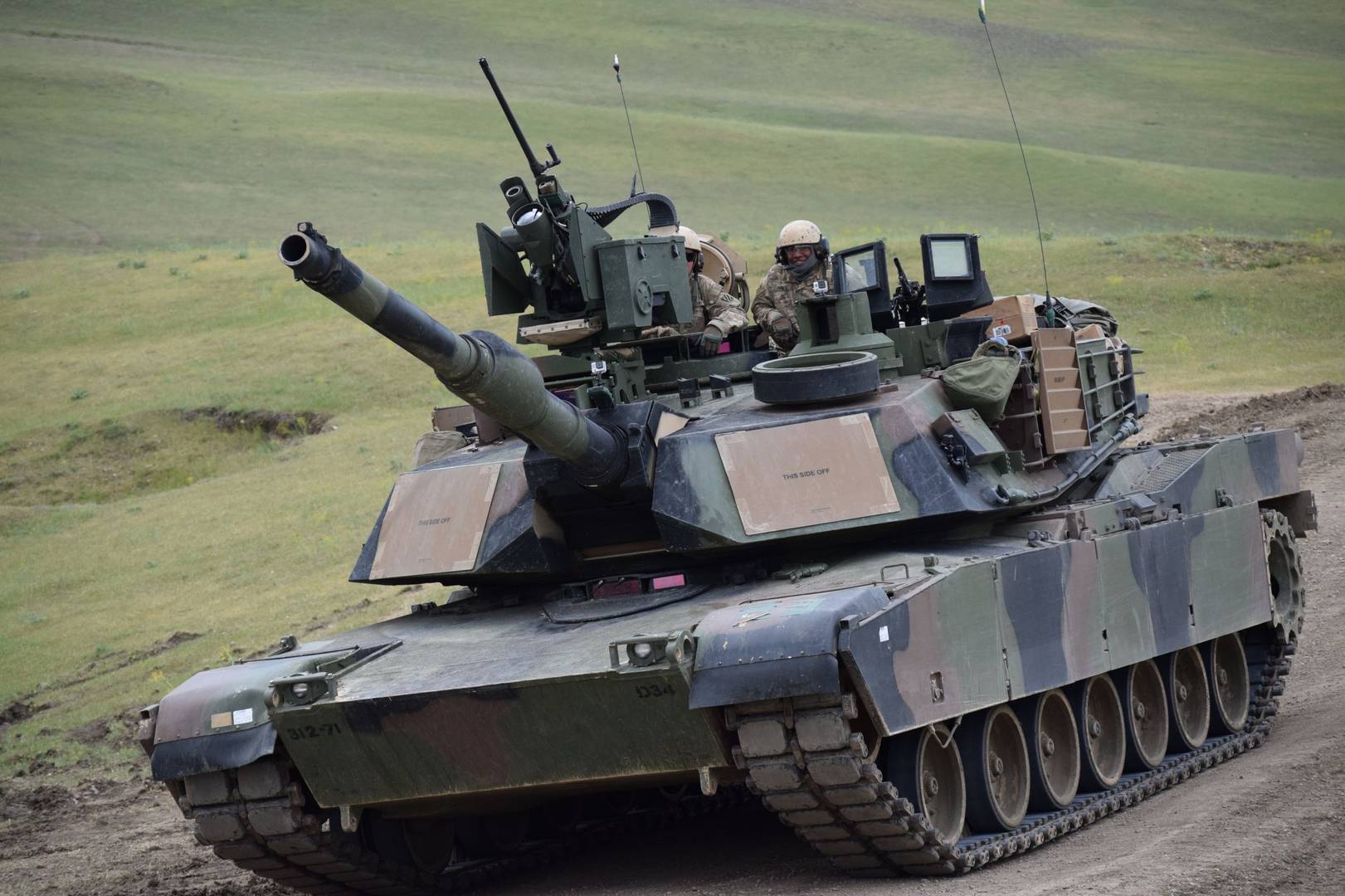 Abrams Tanks