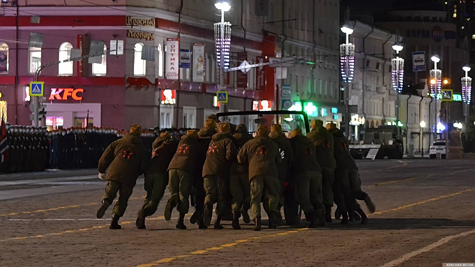 Репетиция парада Победы в Екатеринбурге, 16.06.2020