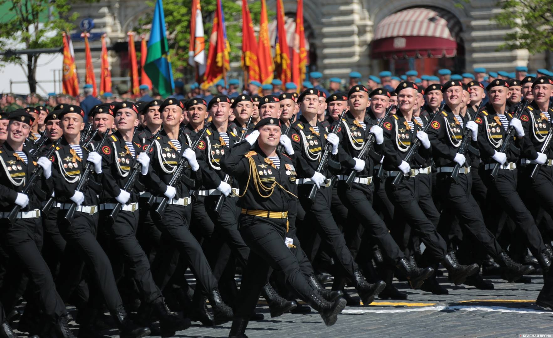 Морские пехотинцы на параде Победы. Москва