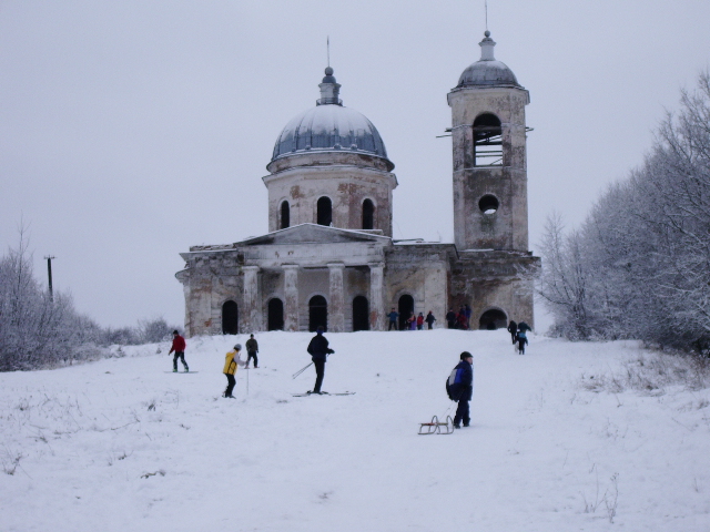 Введенская церковь в Броннице (Новгородская область)