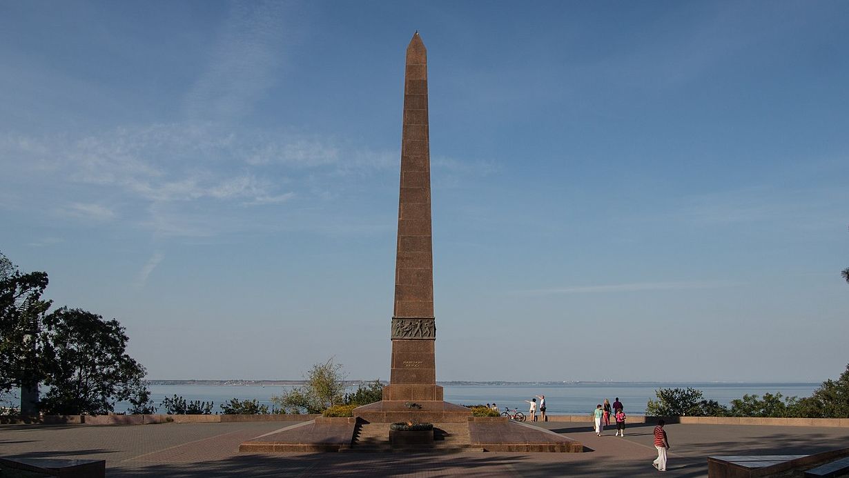 Памятник Неизвестному матросу. Одесса