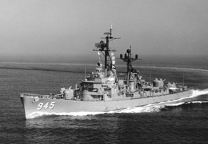 Эсминец USS Hull DD-945 типа «Форрест Шерман»