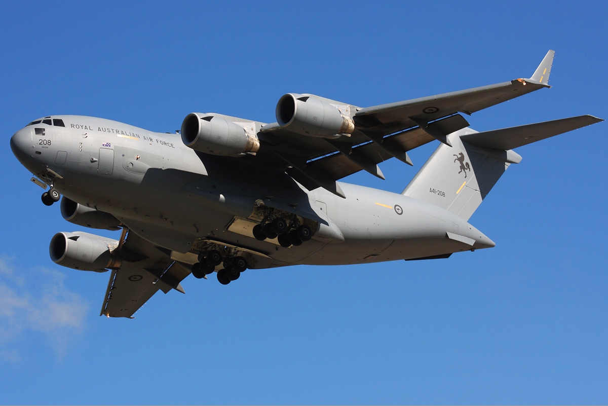 Военно-транспортный самолет Boeing C-17A Globemaster III