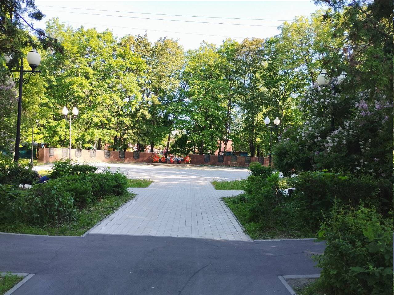 Памятник жителям поселка, погибшим в Великой отечественной войне
