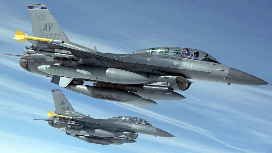 F-16