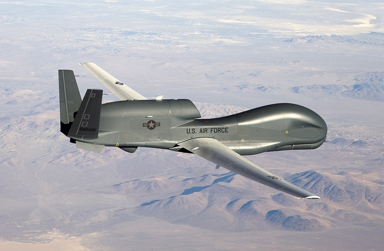 RQ-4 Global Hawk — американский стратегический разведывательный беспилотный летательный аппарат.