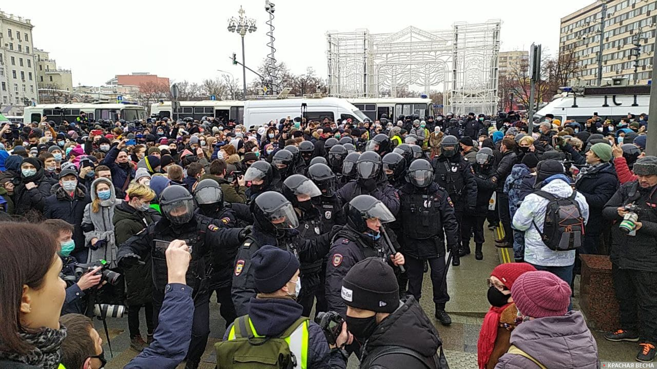 ОМОН на Пушкинской площади