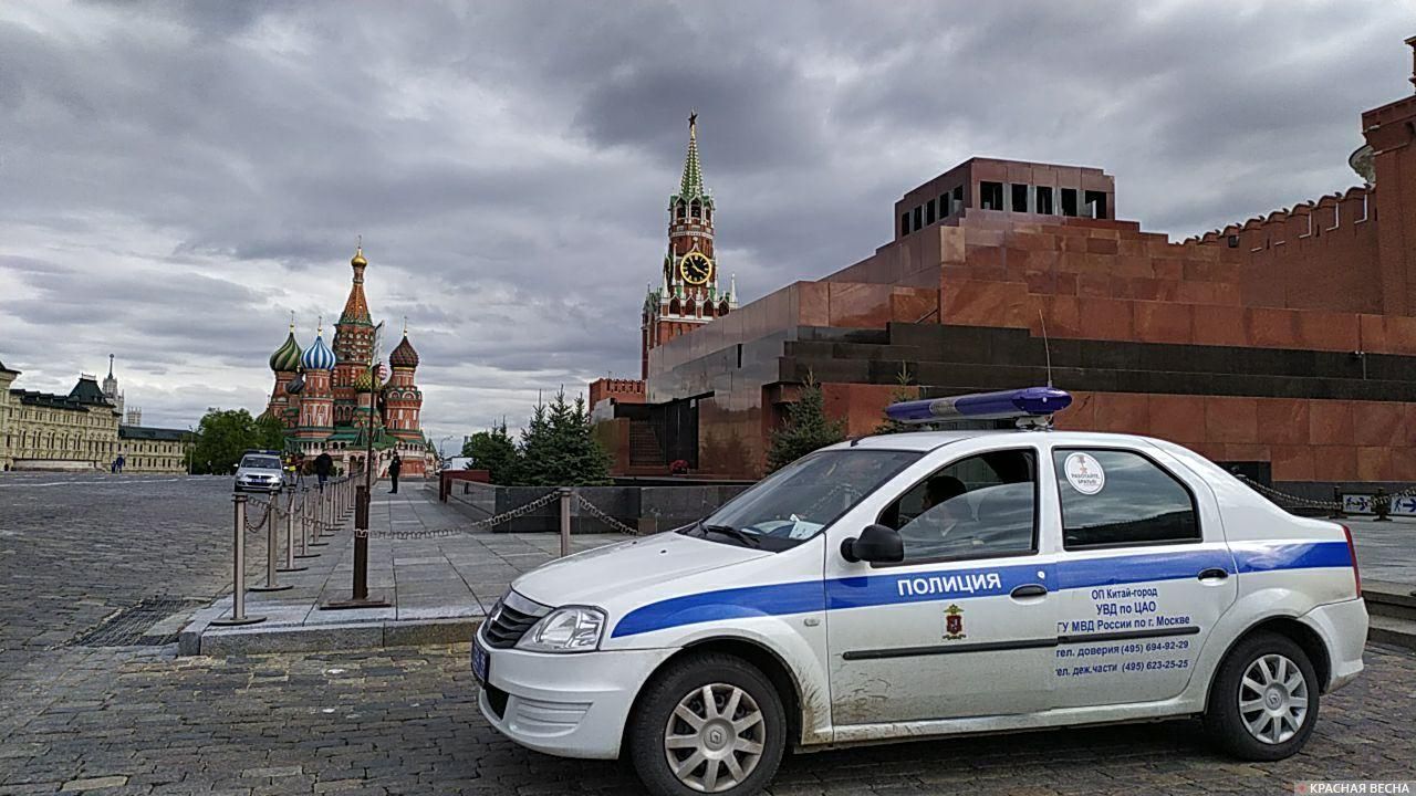 Москва. 9 Мая. Мавзолей не задрапирован