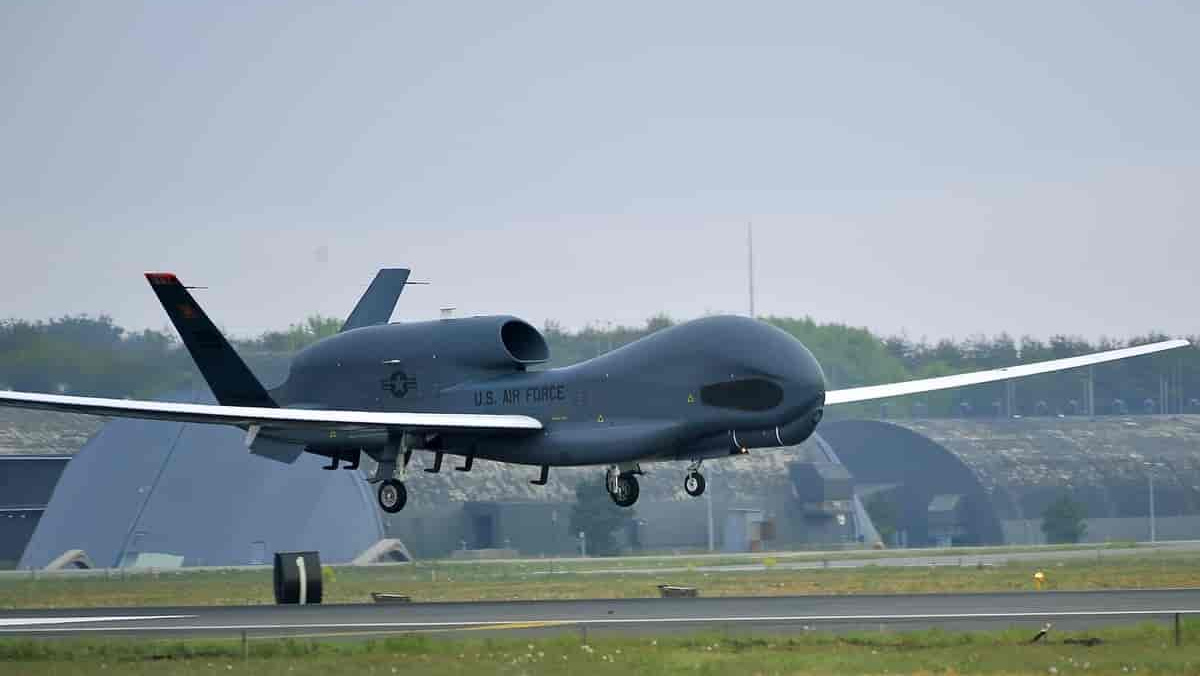 Беспилотник Global Hawk