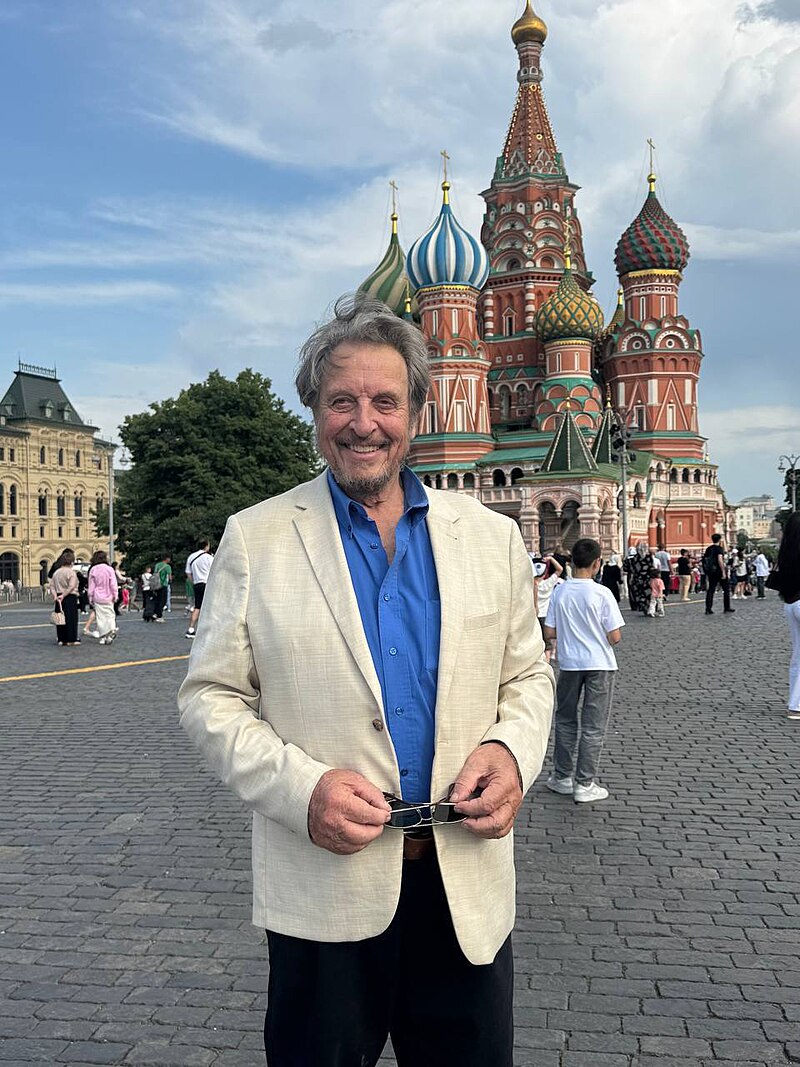 Эррол Маск в Москве