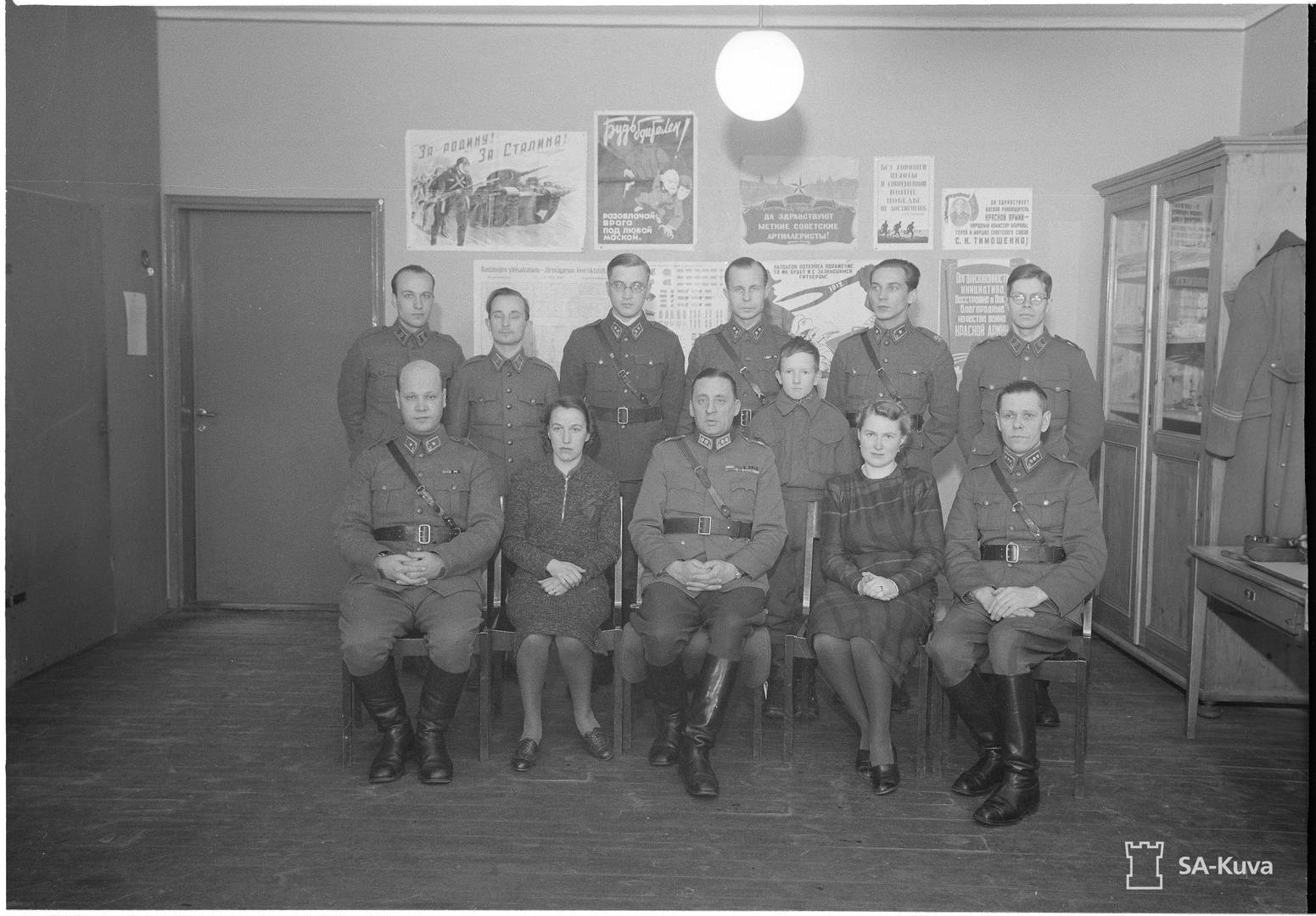 Майор Халламаа с группой «взлома» дипломатических сообщений (1942 г.)