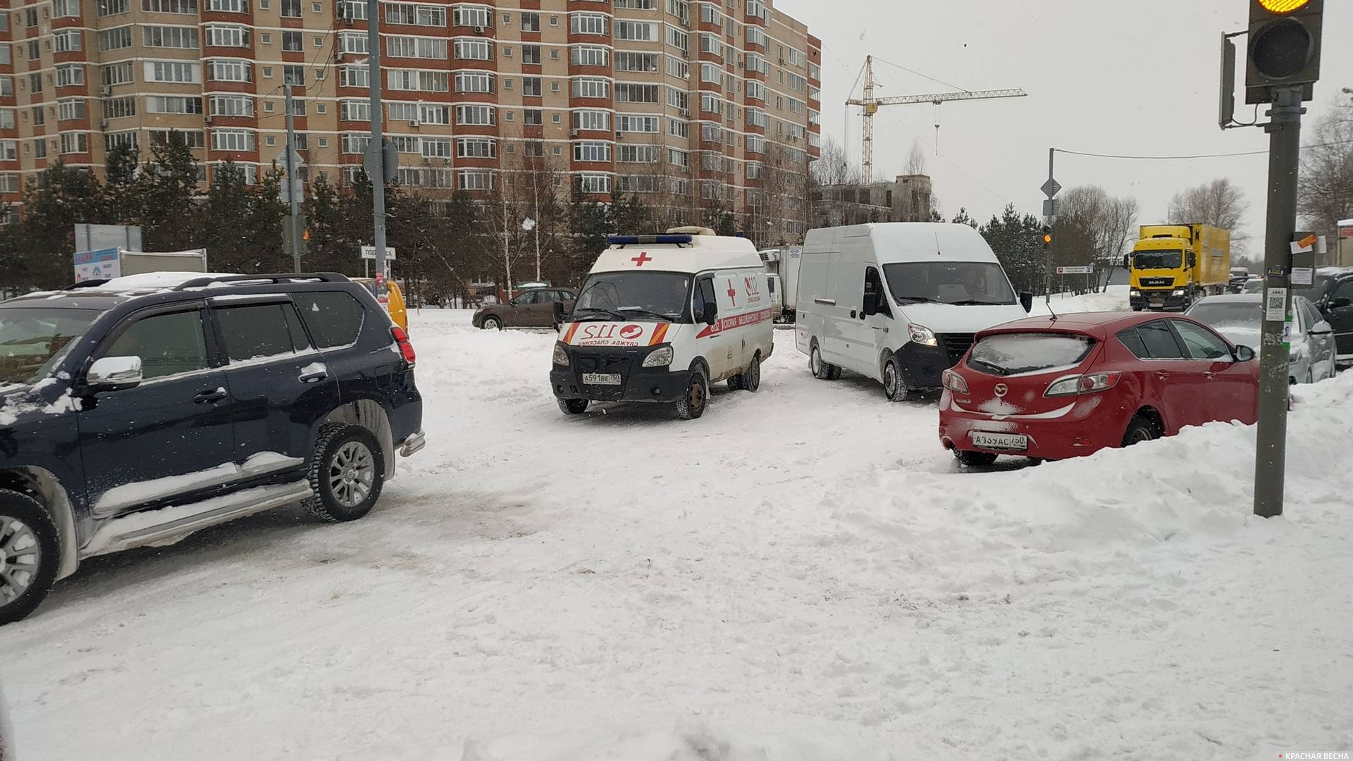 Подольск. Скорая не может проехать к месту назначения