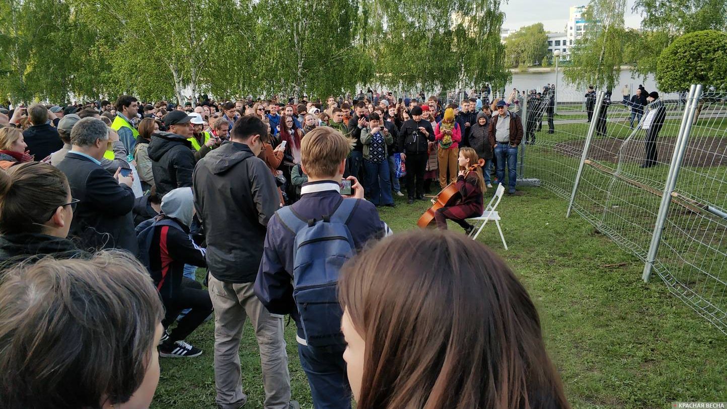 Протест против строительства храма в Екатеринбурге