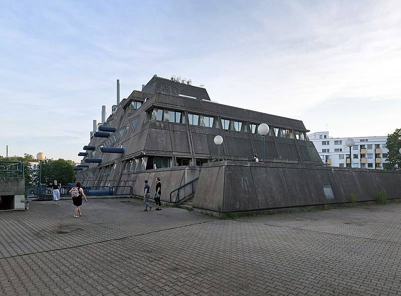 Zentrale-Tierlaboratorien-Maeusebunker-Gerd-Haenska-06-2019b