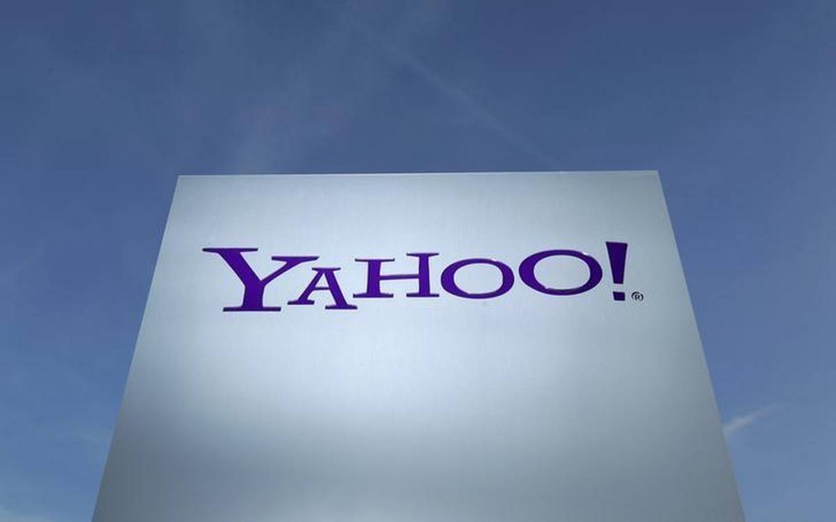 логотип компании yahoo!