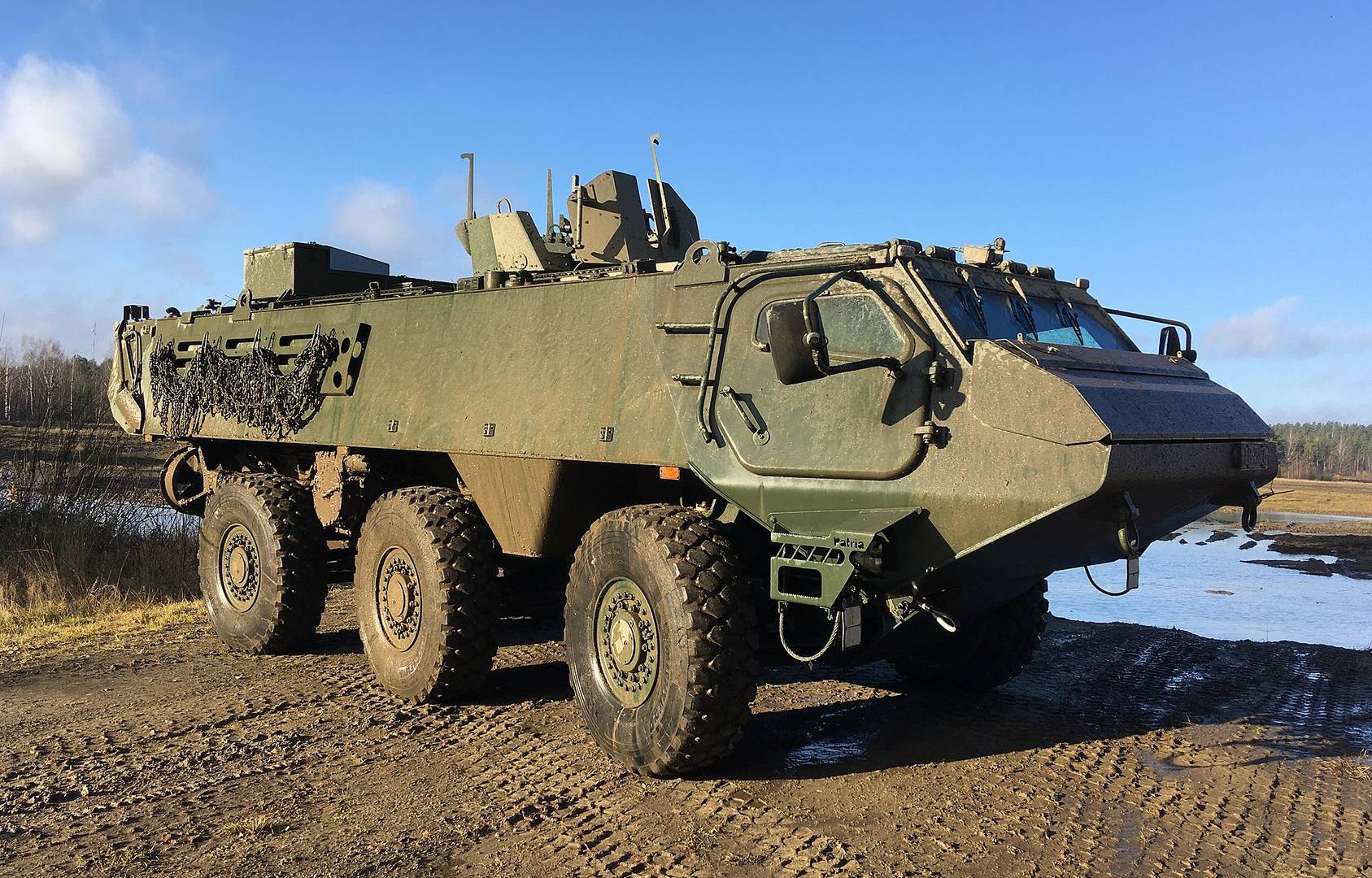 Бронетранспортер Patria 6×6 APC