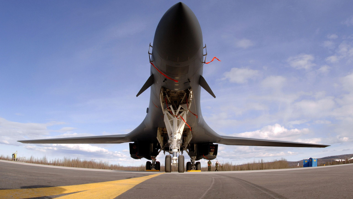 Бомбардировщик B-1B