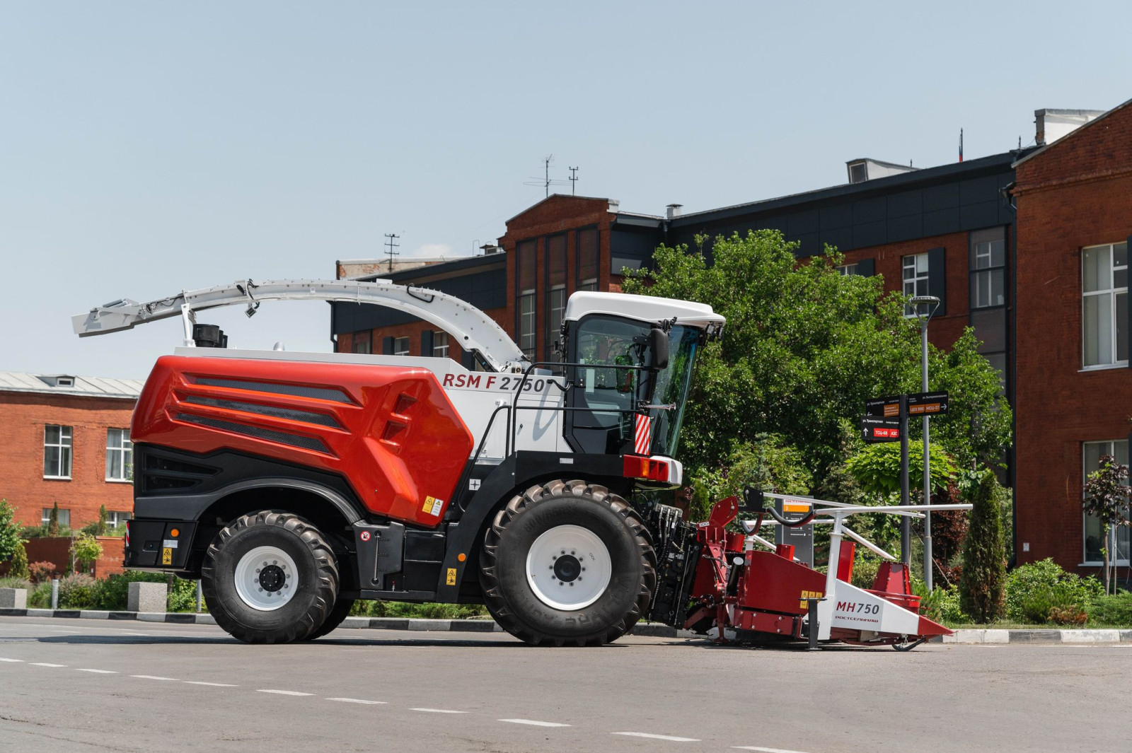 Кормоуборочный комбайн F 2750