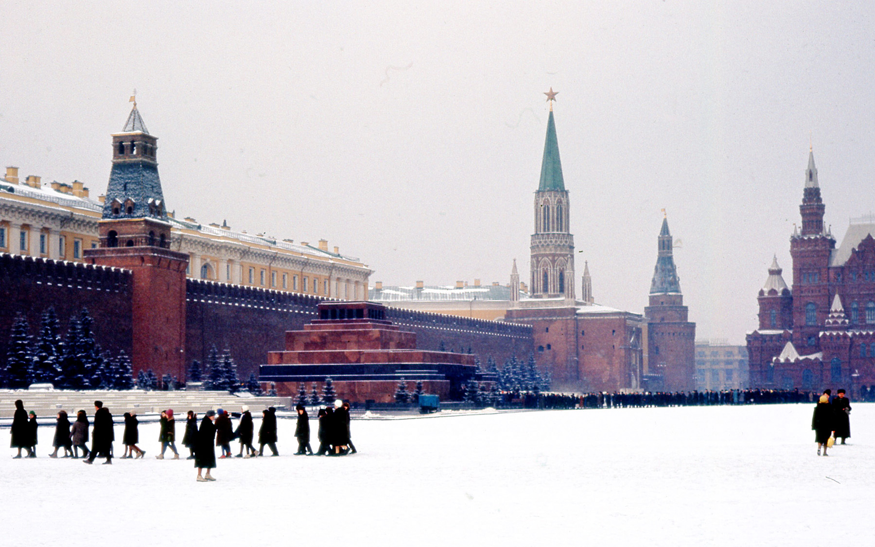 Томас Хаммонд. Очередь перед Мавзолеем Ленина. Март 1964 г.