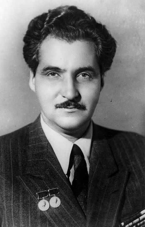 Константин Михайлович Симонов. 1947