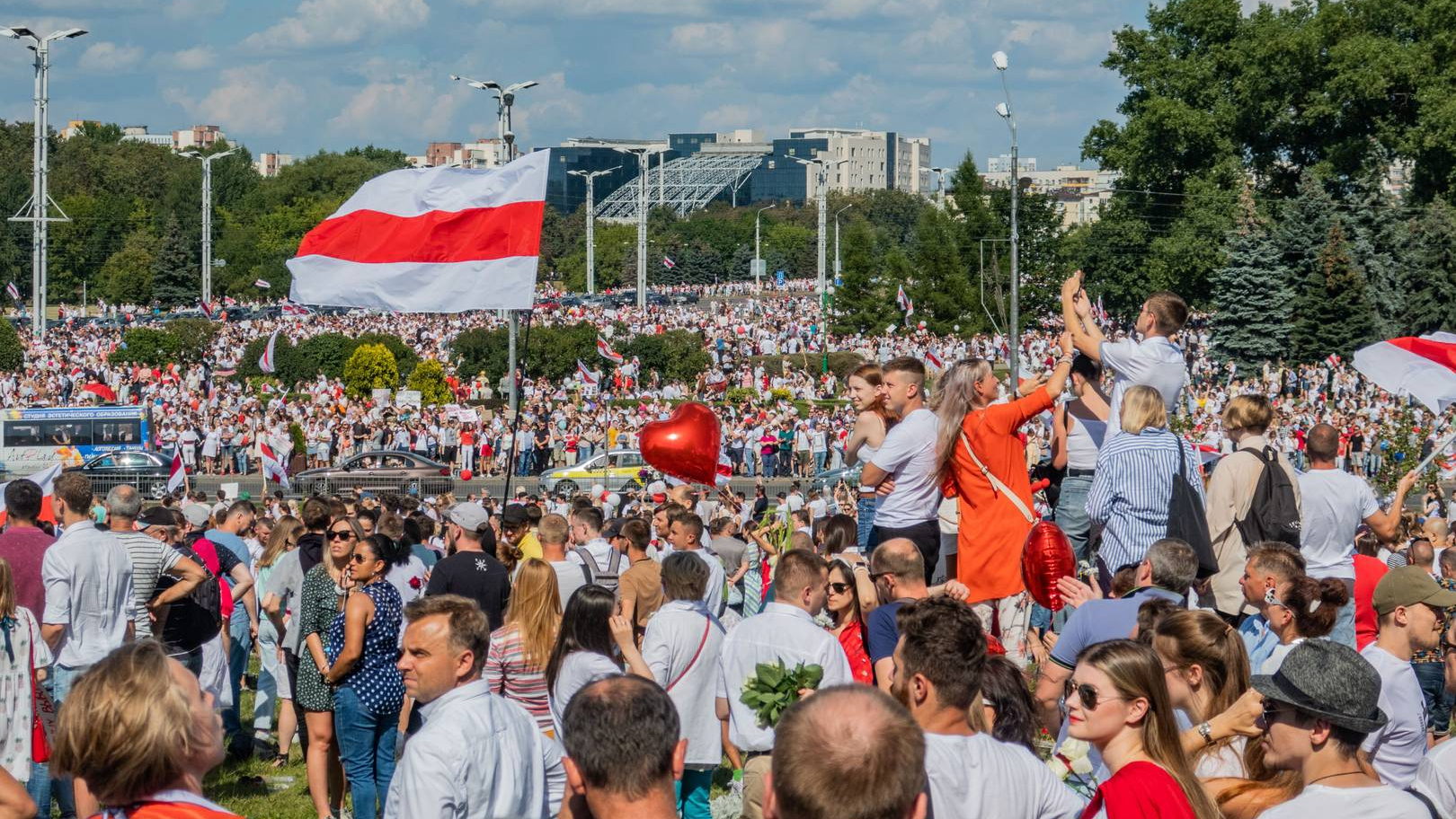 Протестующие в Минске