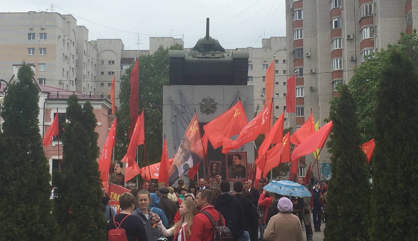 Памятник танку «Тамбовский колхозник». 9 мая 2022 год