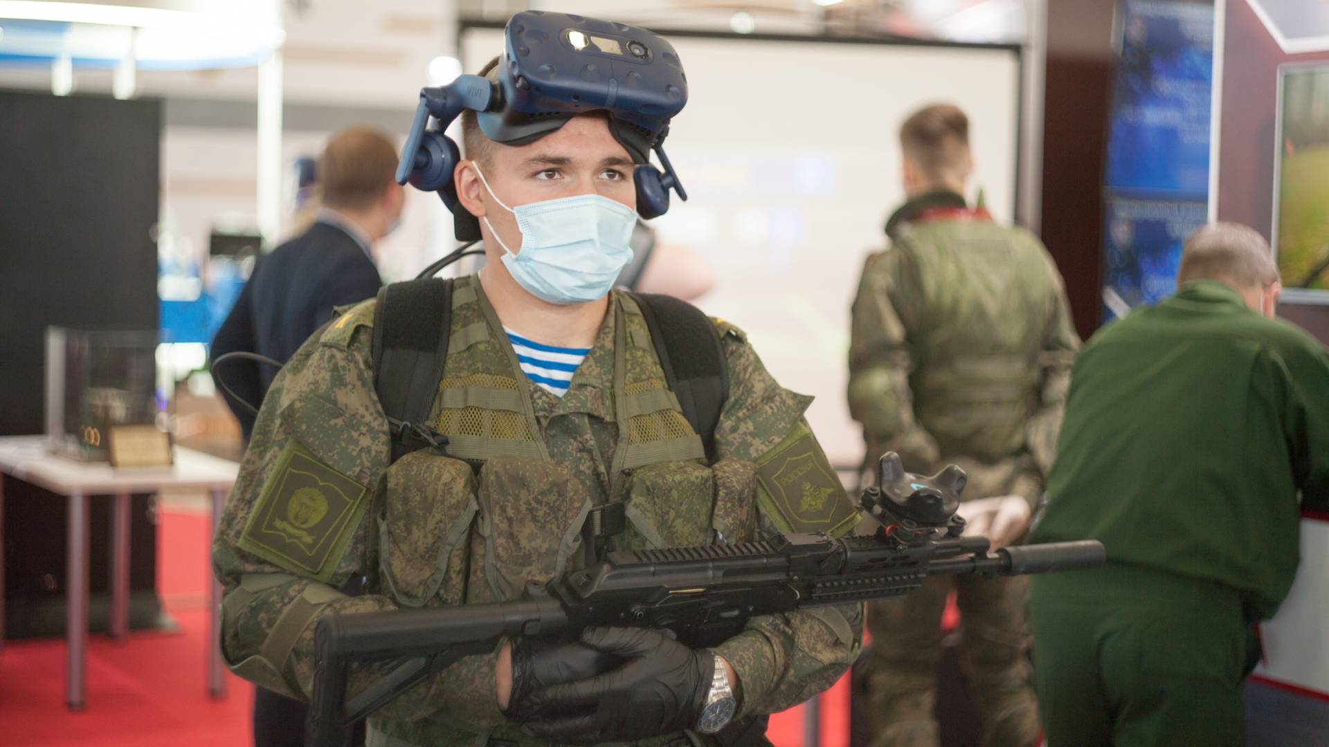 Форум Армия 2020 Боец в обвесе для обучения на комплексе Хамелеон