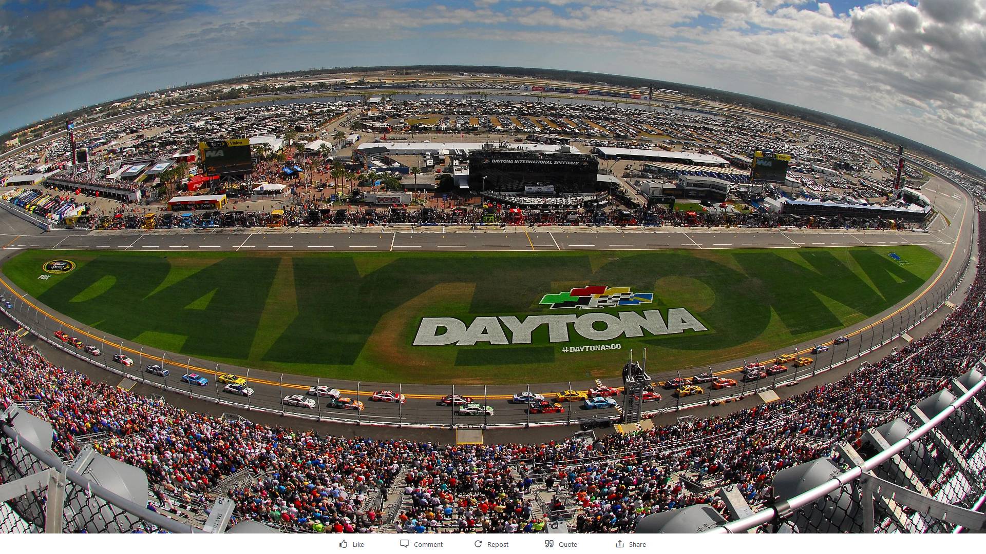 Гононая трасса Daytona Superspeedway