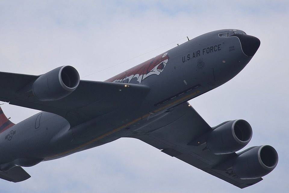 KC-135