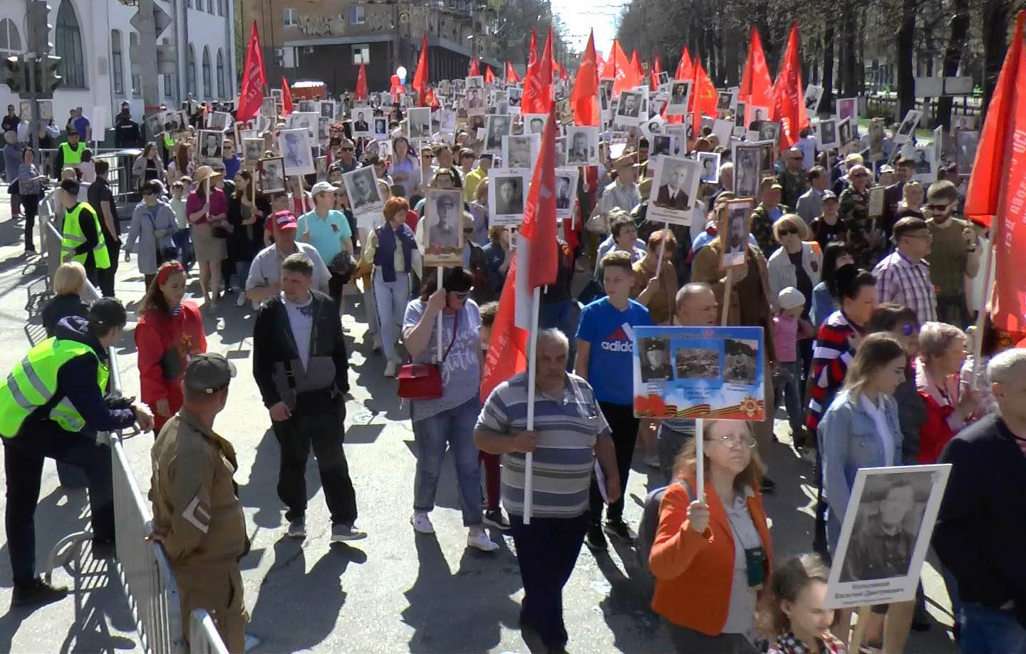 Бессмертный полк в Перми 9 мая 2019 г.