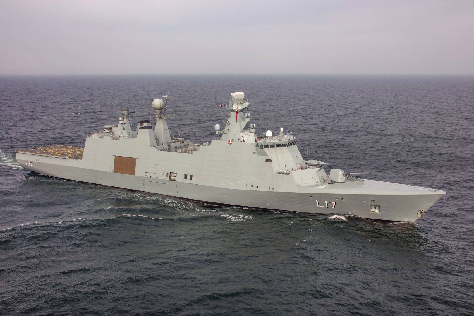 Фрегат Королевских ВМС Дании Esbern Snare