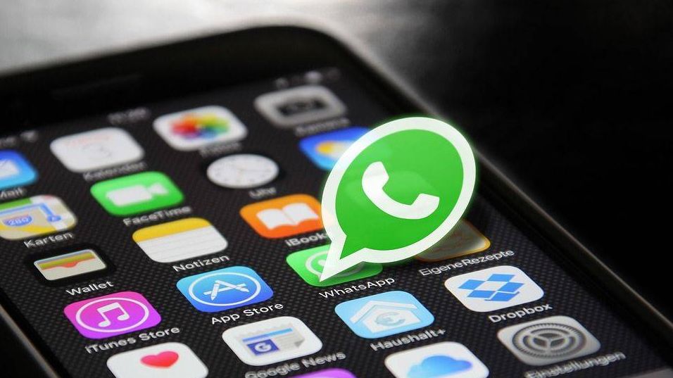 WhatsApp на смартфоне