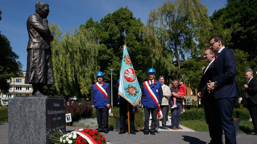 Памятник Анне Валентинович в Гданьске